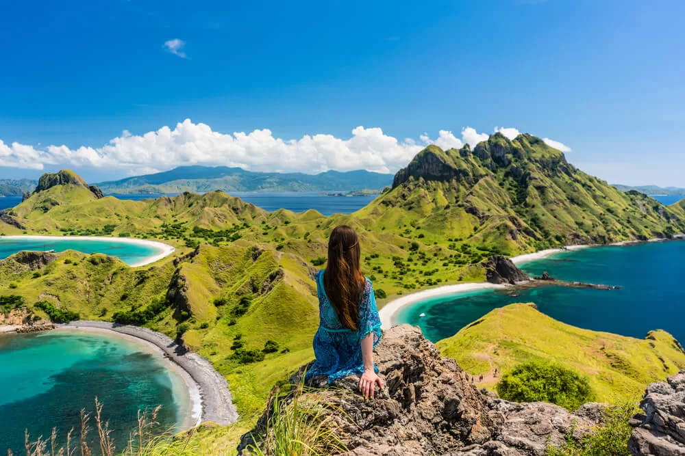 Wisata Pegunungan Populer di Indonesia dan Dunia: Destinasi Menakjubkan, Panorama Alam Mempesona, Aktivitas Seru, dan Tips Penting Bagi Para Petualang dan Pecinta Keindahan Alam untuk Liburan Tak Terlupakan